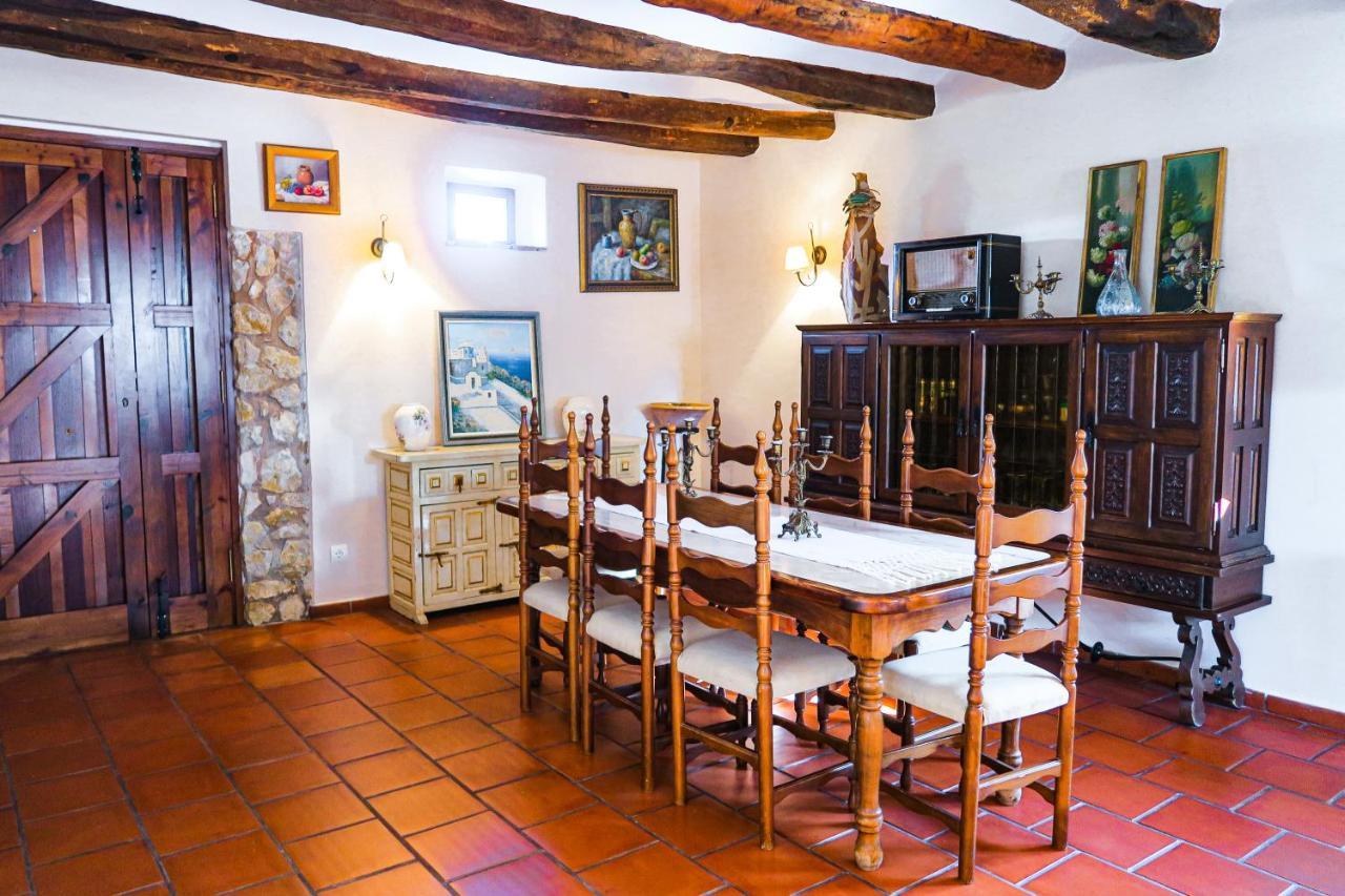 Masia Pou De La Vinya Sitges Luaran gambar